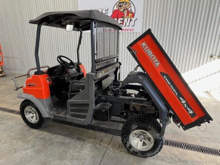 Kubota RTV900 898 cc 21.6HP Diesel-Powered Utility Vehicle - 2012 Used, large image number 7