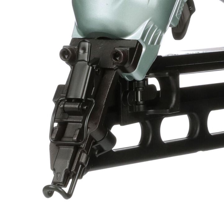 Metabo HPT 2-1/2 In. 15-Gauge Angled Finish Nailer with Air Duster, large image number 5