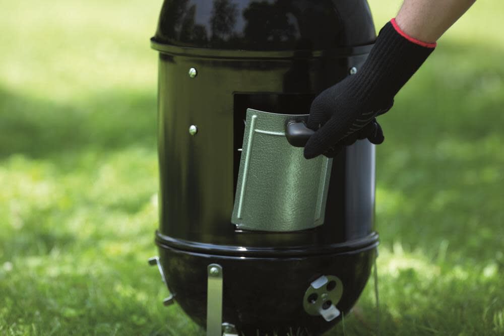 14 inch on sale weber smokey mountain