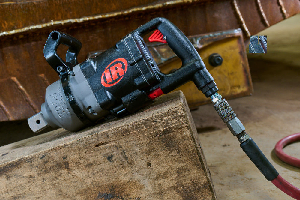 Ingersoll Rand 1-1/2 Inch Air Impact Wrench, 5450 Ft-Lb D-Handle, large image number 2
