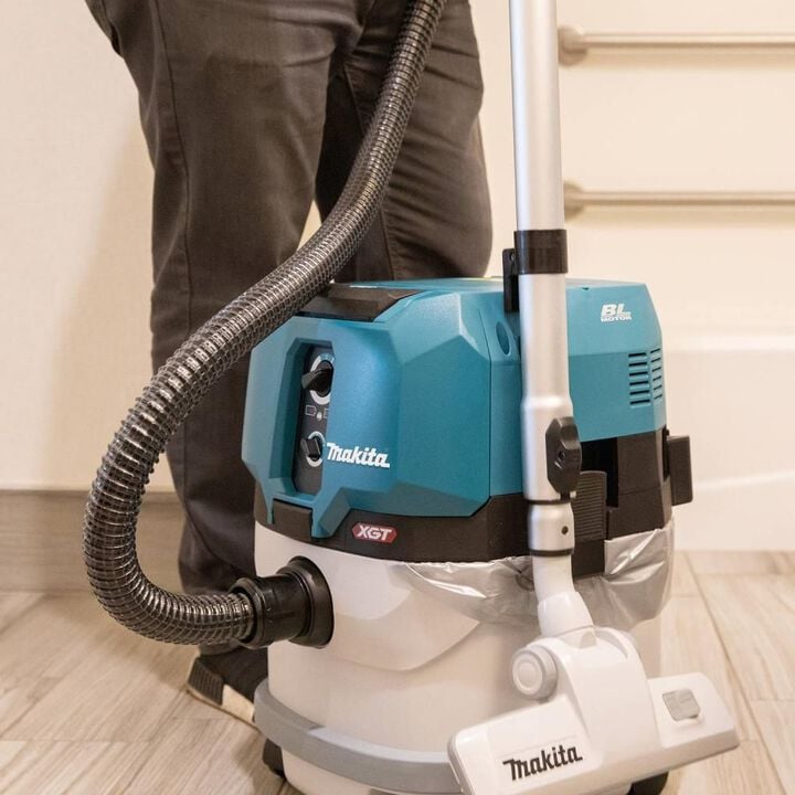Makita 40V max XGT 4 Gallon Wet/Dry Dust Extractor/Vacuum Kit, large image number 9