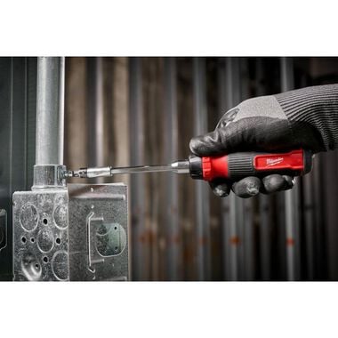 Milwaukee 27-in-1 Ratcheting Multi-Bit Screwdriver, large image number 4