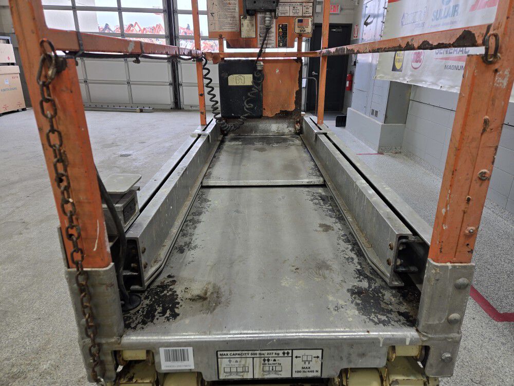 JLG 1930ES 19 Ft 500 Lbs Electric Slab Scissor Lift Used 2008, large image number 10