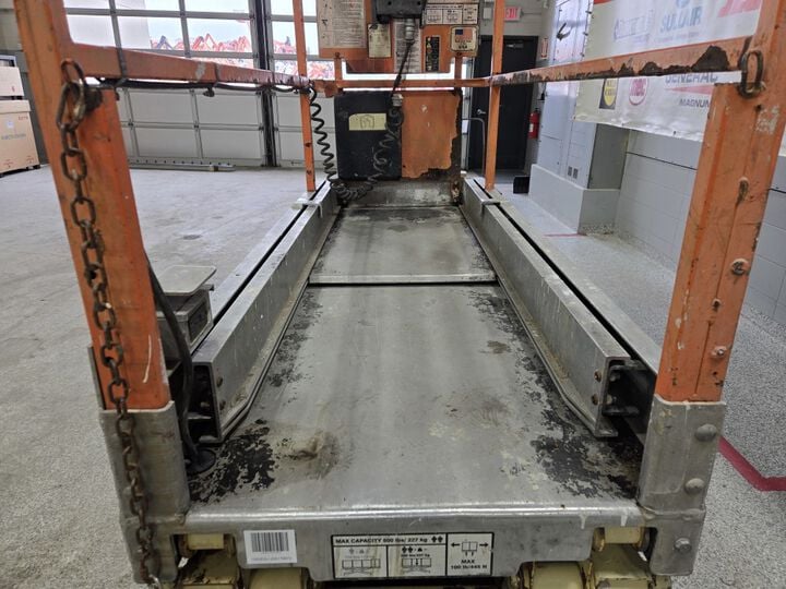 JLG 1930ES 19 Ft 500 Lbs Electric Slab Scissor Lift Used 2008, large image number 9