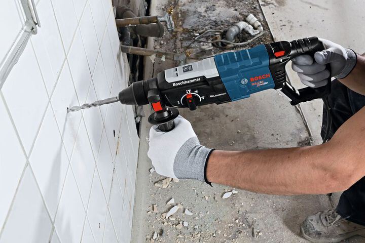 Bosch SDS-Plus Bulldog Xtreme Max 1-1/8 Inch Rotary Hammer, Reconditioned, large image number 3