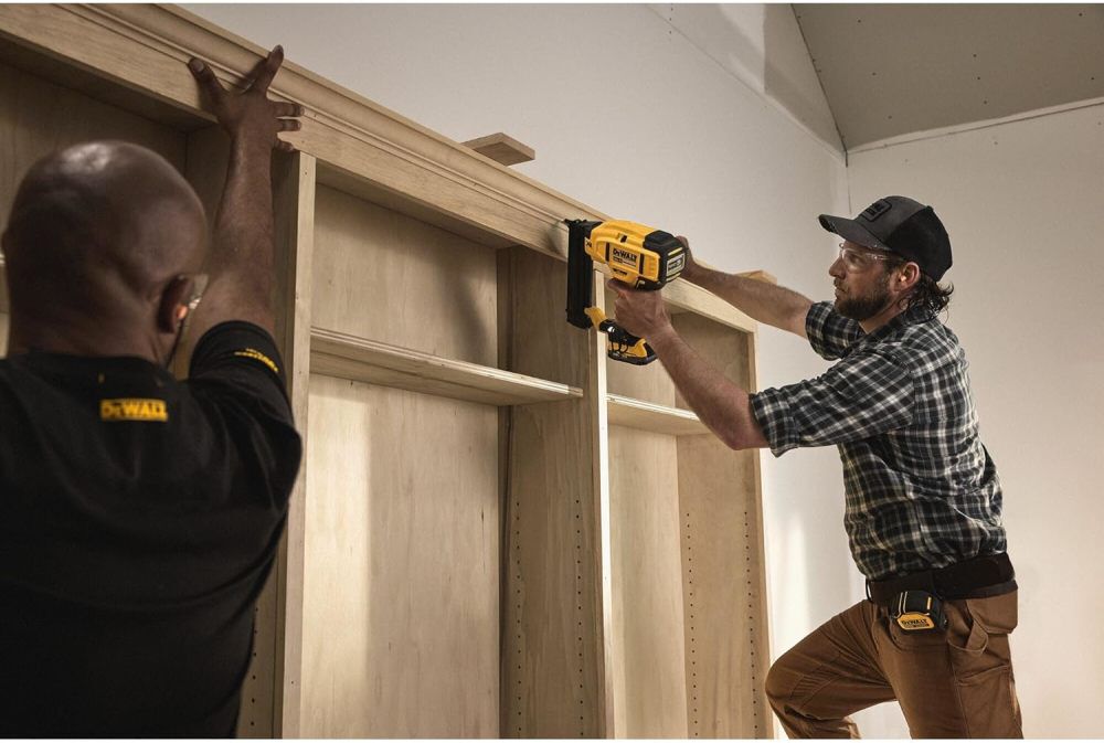DEWALT 16-Gauge 2-1/2 Inch Finish Nails & Cordless Finish Nailer Bundle, large image number 9