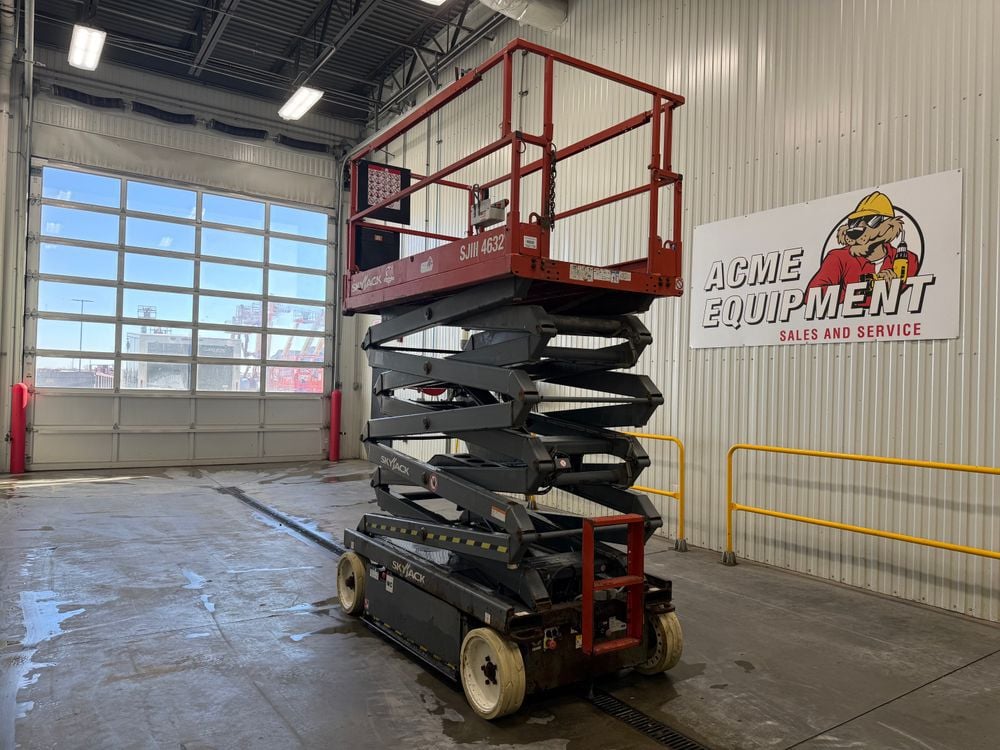 Skyjack SJIII4632 32 Ft Electric Slab Scissor Lift Used 2016, large image number 9