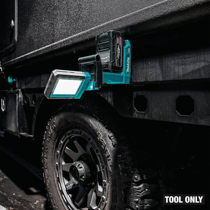 Makita Promotional 40V max XGT Lithium-Ion LED Magnetic Work Light (Bare Tool), large image number 5