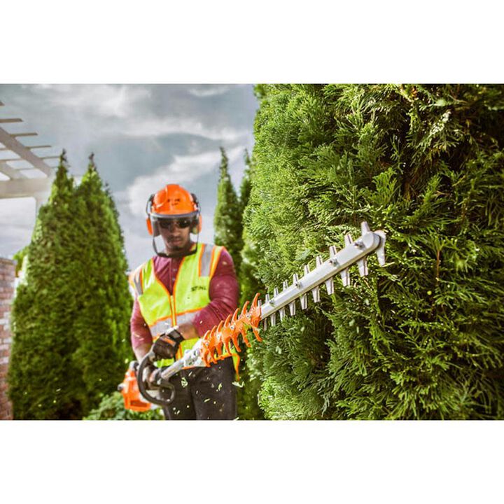 Stihl HL 91 K-Z 24 Inch 24.1 cc Gas Powered Hedge Trimmer with Muffler, large image number 2
