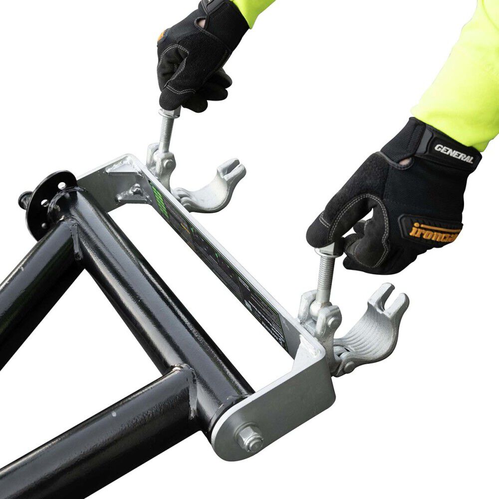 Safewaze Scaffold Davit Anchor: 1.6 Inch- 2 Inch Clamps, large image number 3