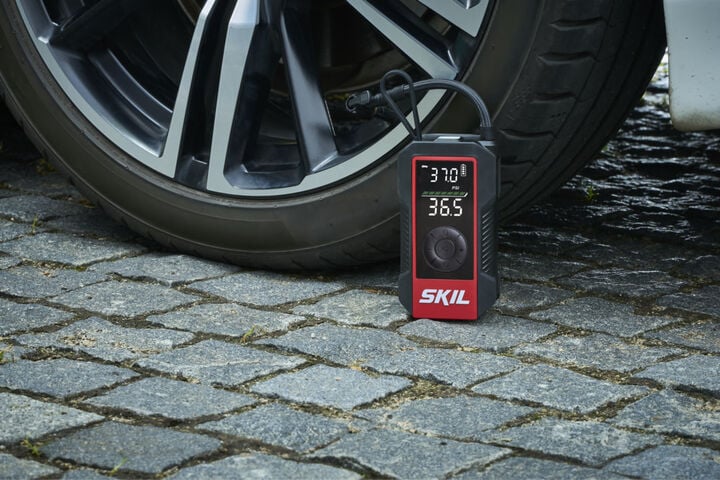 SKIL PWR CORE GO Compact Travel Inflator, large image number 5
