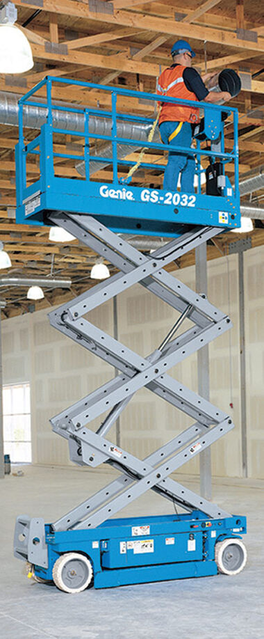 Genie 20' Scissor Lift 32in Width Electric, large image number 3