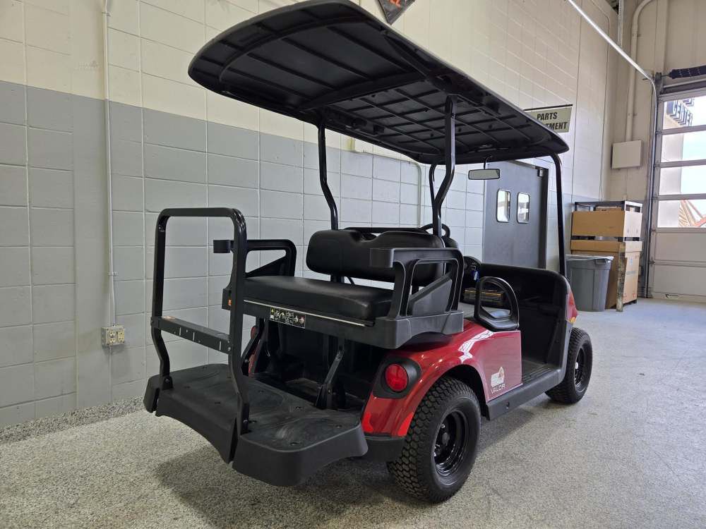 E-Z-GO Valor 4-Seat Electric Golf Cart Inferno Red, large image number 6