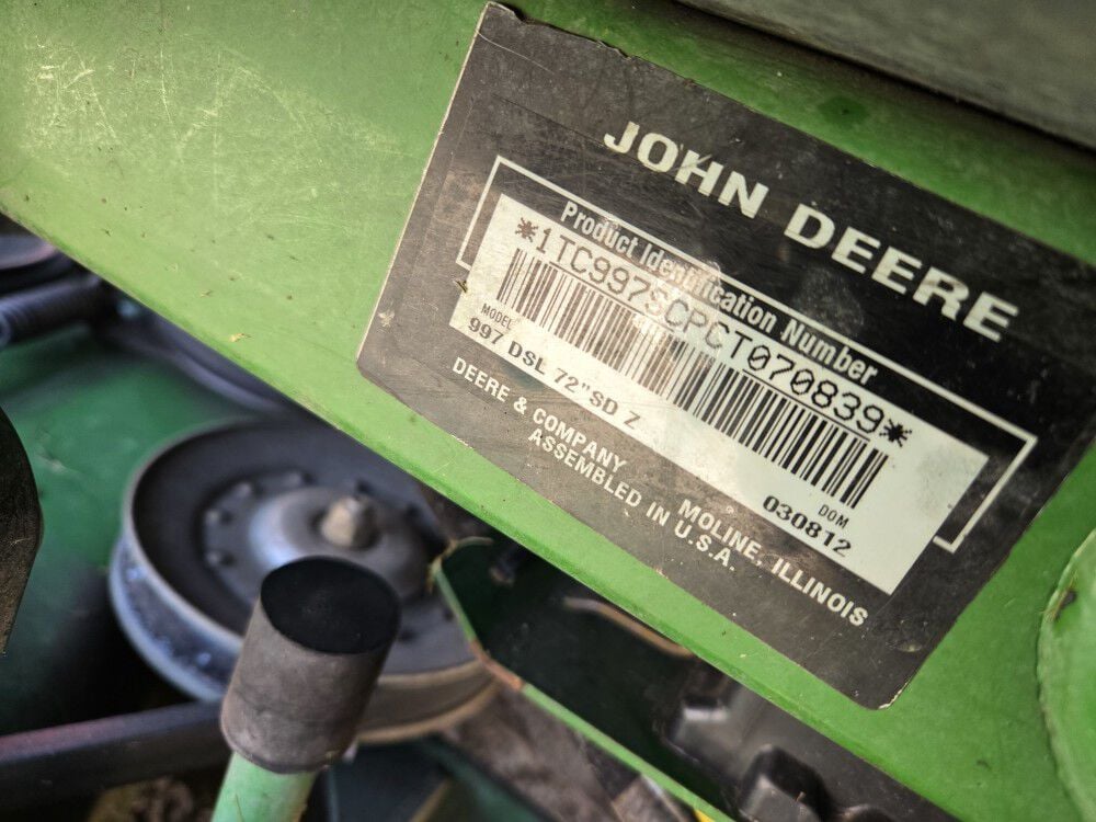 John Deere 997 72 Inch Z-Trak Zero-Turn Mower 2012, large image number 16