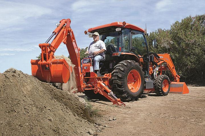 Kubota 60HP Deluxe Utility Tractor - 4WD - Cab with Heat and A/C, large image number 8