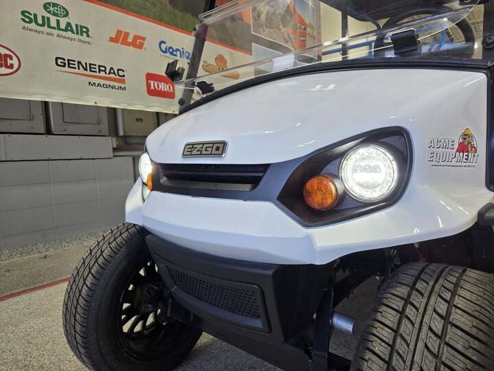 E-Z-GO Liberty Elite 4-Seat Electric Golf Cart Bright White, large image number 8