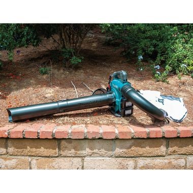 Makita 18V X2 (36V) LXT Lithium-Ion Brushless Cordless Blower Kit with Vacuum Attachment Kit (5.0Ah), large image number 2