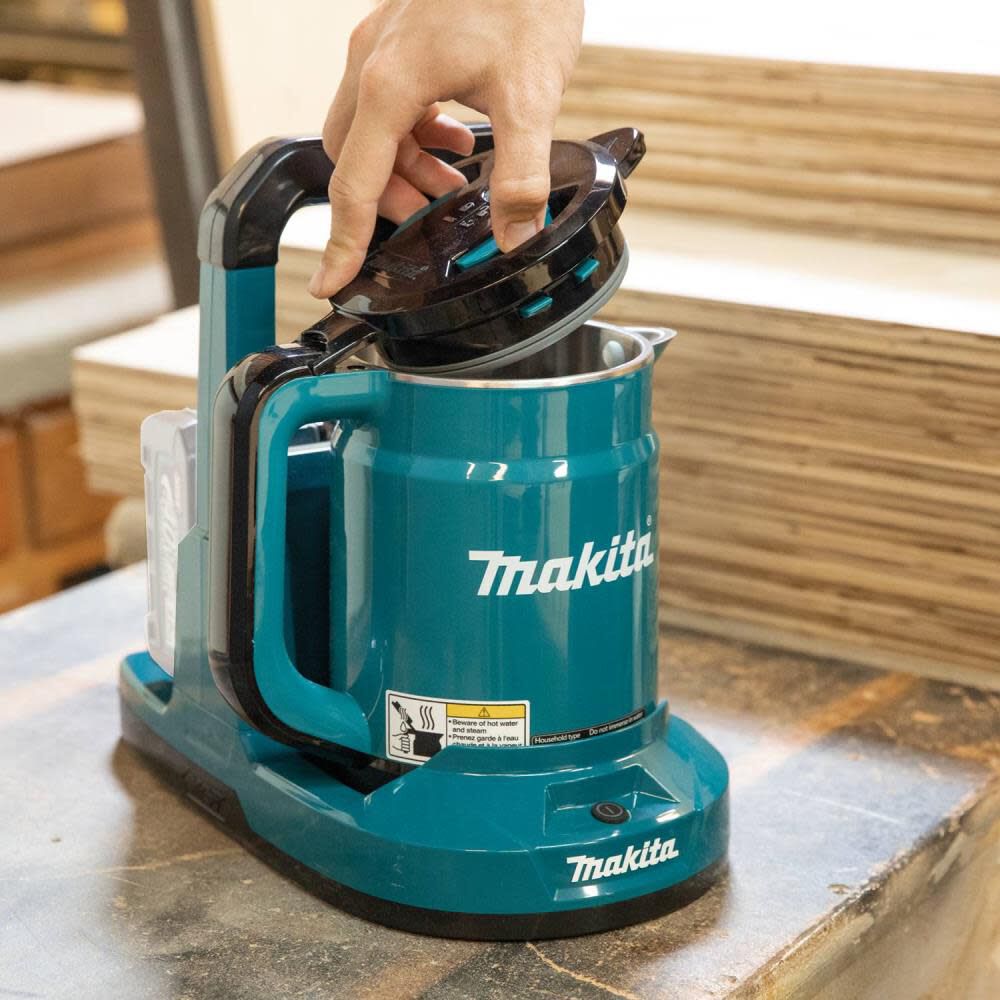 Makita XGT 電気ケトル オリーブグリーン Makita XGT 電気ケトル オリーブグリーン Makita XGT 電気ケトル