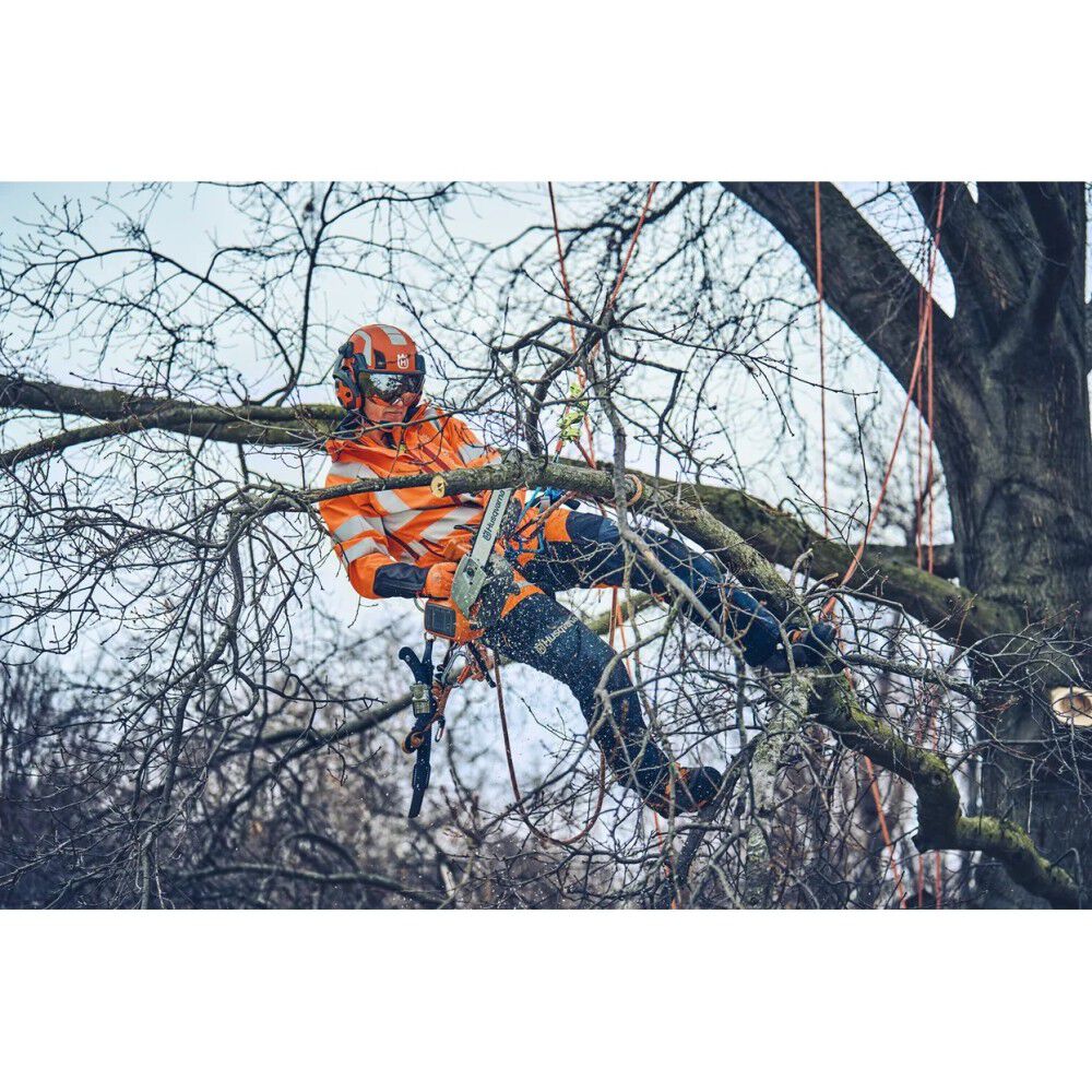 Husqvarna T542i XP G 14 Inch Bar 36V Battery Top Handle Chainsaw Cordless (Bare Tool), large image number 9
