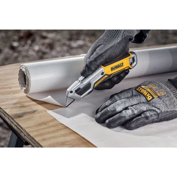 DEWALT TOUGHSERIES Retractable Utility Knife, large image number 5