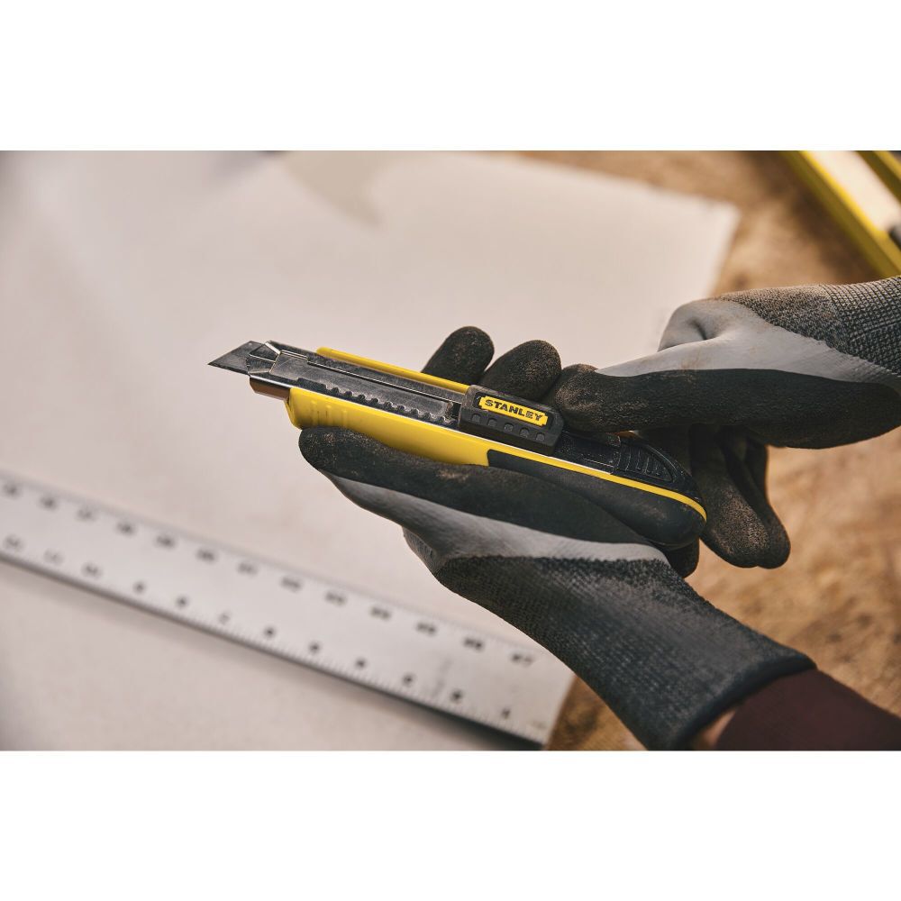 Stanley FATMAX 18 mm Cartridge Snap-Off Knife, large image number 4