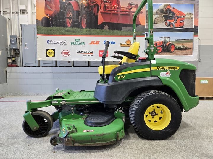 John Deere 997 72 Inch Z-Trak Zero-Turn Mower 2012, large image number 18
