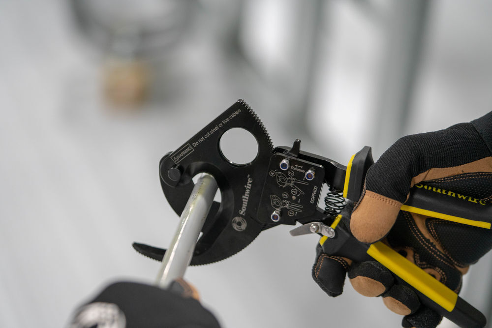 Southwire Ratcheting Cable Cutters, large image number 7