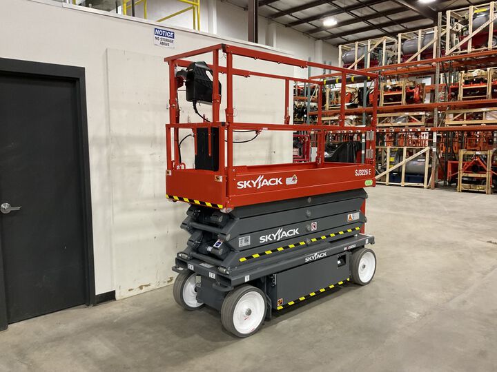 Skyjack 25.7 Ft. Platform Height 24V DC Powered Electric Scissor Lift E-Drive, large image number 6