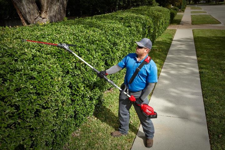 Milwaukee M18 FUEL QUIK-LOK Articulating Hedge Trimmer Attachment Reconditioned, large image number 10