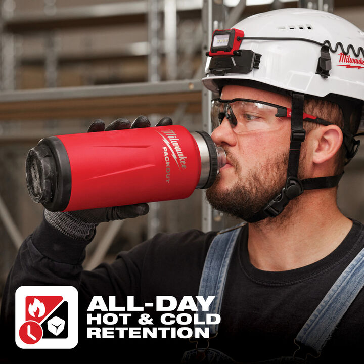 Milwaukee PACKOUT 36oz Insulated Bottle with Chug Lid Red, large image number 5