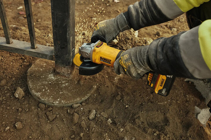 DEWALT 20V Max Impact Driver and Grinder Bundle, large image number 17