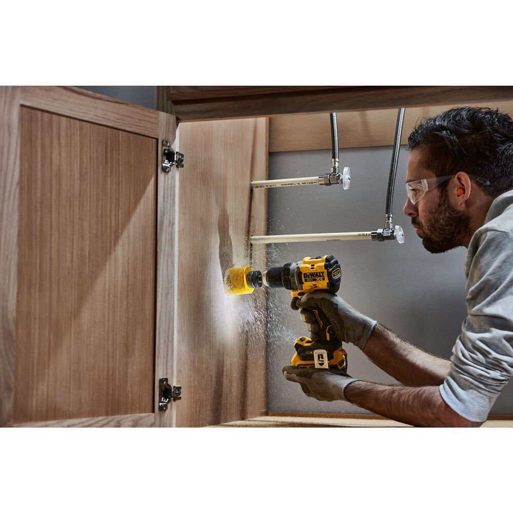 DEWALT 20V MAX Cordless Drill/Driver Kit and Circular Saw Bundle, large image number 8