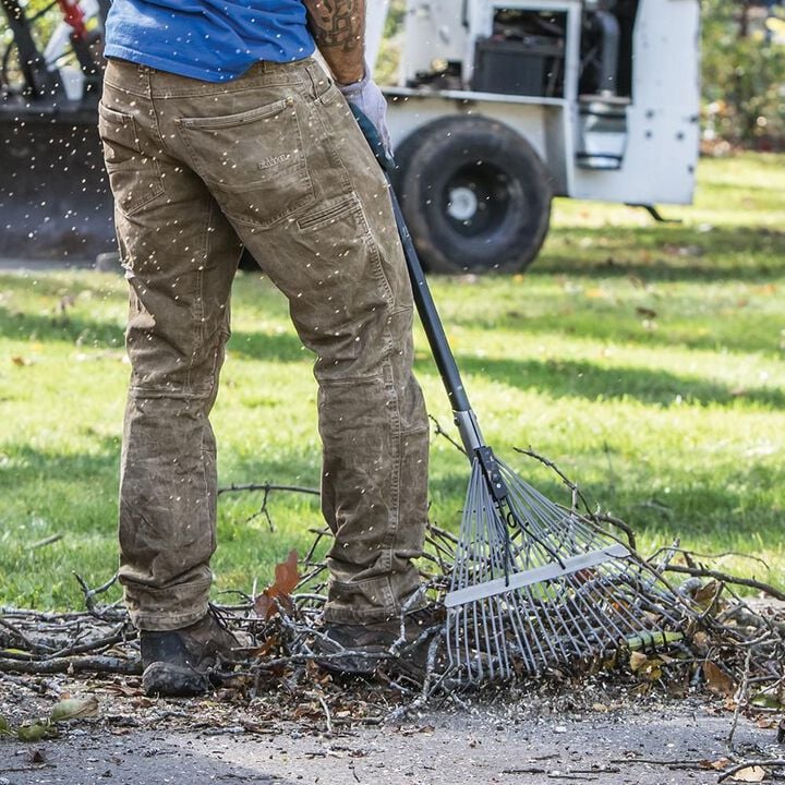 Fiskars PRO Stick Leaf Rake, large image number 2