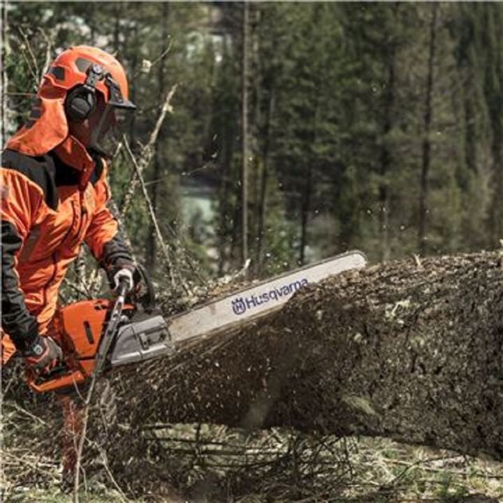 Husqvarna 572 XP 24 Inch Gas Chainsaw .058in Gauge, large image number 3