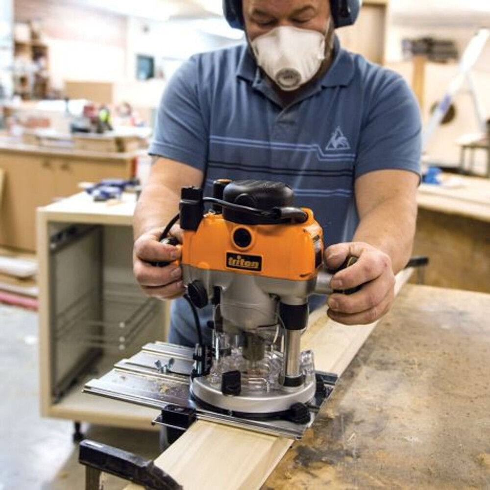 Triton Power Tools 2-1/4HP Dual Mode Precision Plunge Router, large image number 4
