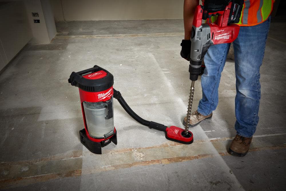 Milwaukee tool backpack vacuum deals