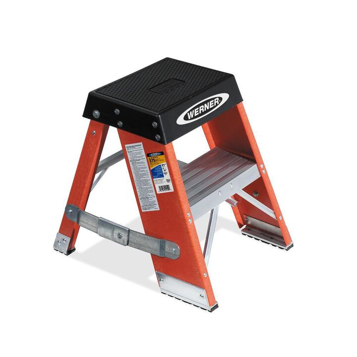 Werner 2' FG STEP STAND IAA