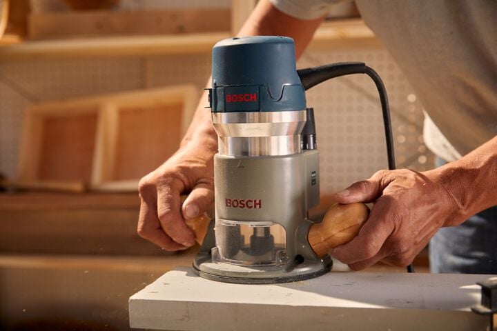 Bosch 2.25 HP Plunge and Fixed-Base Router Kit, large image number 3