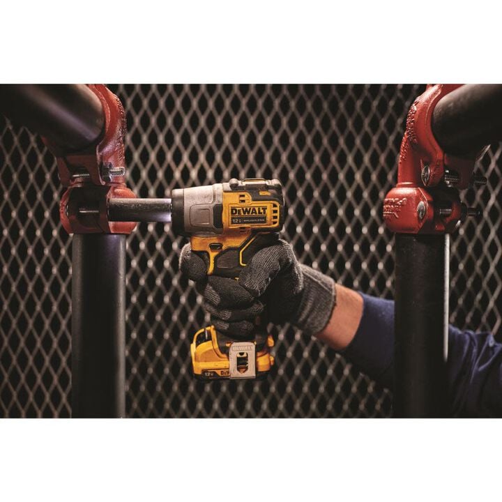DEWALT XTREME 12V MAX Brushless 3/8 in. Cordless Impact Wrench (Bare Tool), large image number 3