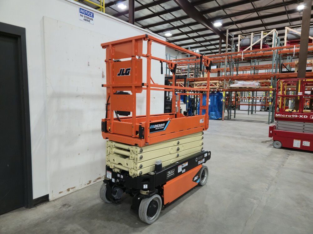 JLG 26 Ft Micro Electric Slab Scissor Lift, large image number 21