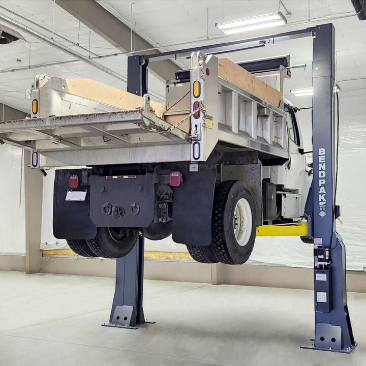 Bendpak 20AP-192 20000 Lbs High-Rise Clearfloor Heavy-Duty Twin Post Lift, large image number 3