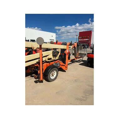 JLG T500J 50ft 500 Lbs 24VDC Electric Towable Boom Lift - 2013 Used