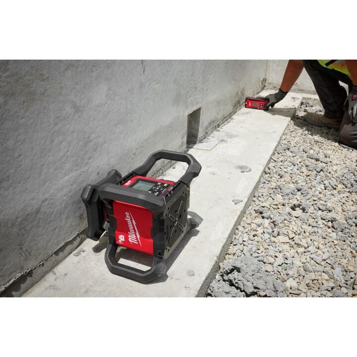 Milwaukee M18 Red Exterior Dual Slope Rotary Laser Level Kit with Receiver & Remote, large image number 5