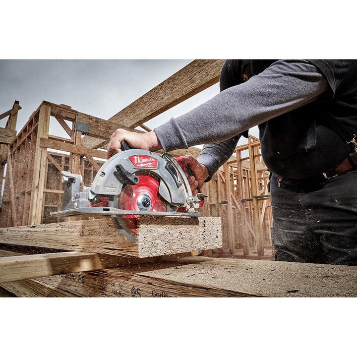 Milwaukee M18 FUEL Rear Handle 7-1/4 in. Circular Saw Kit, large image number 16