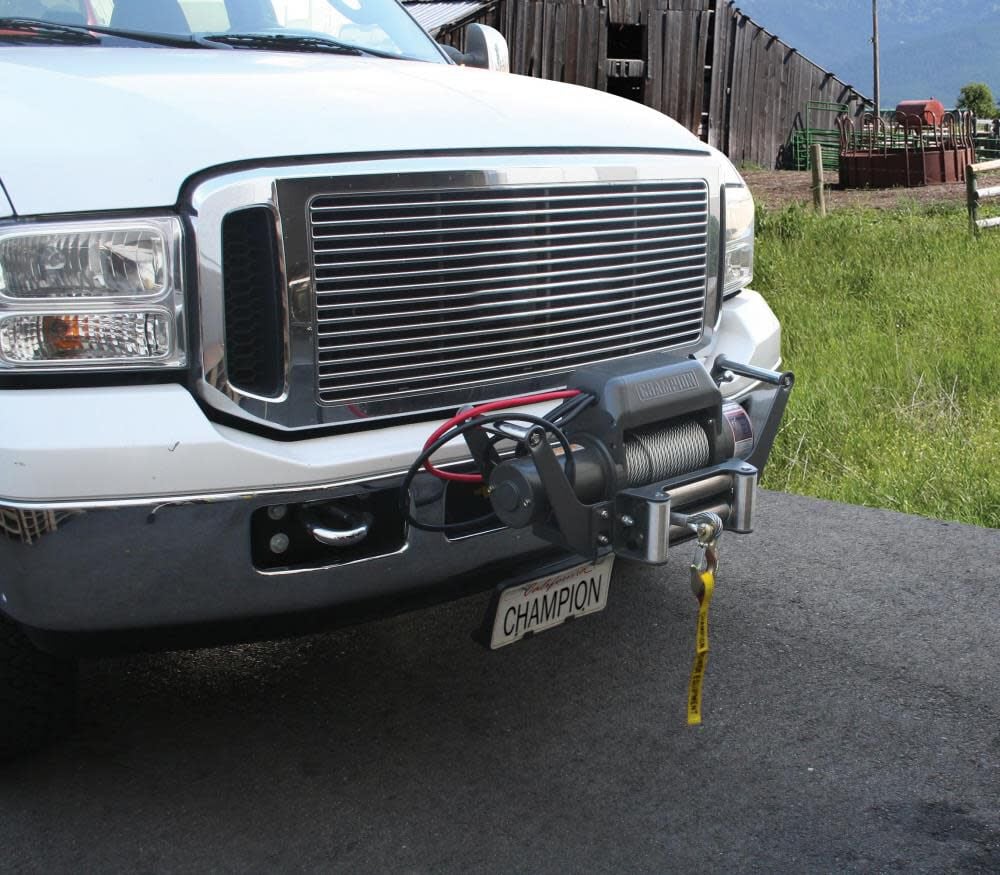 Champion Power Equipment 10000-Lb Truck/SUV Winch Kit with Speed Mount and Remote Control, large image number 5