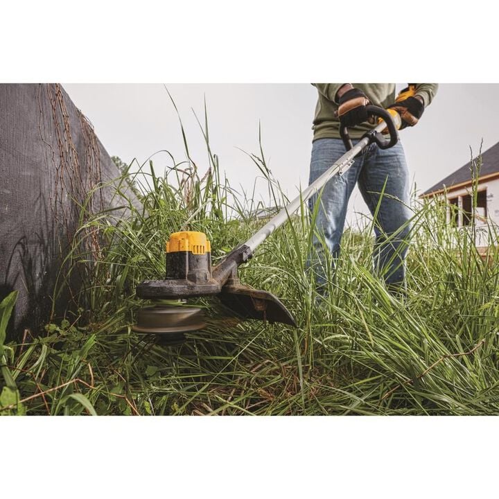 DEWALT 20 V MAX 13 In. Cordless String Trimmer with Charger and 4.0 Ah Battery, large image number 4