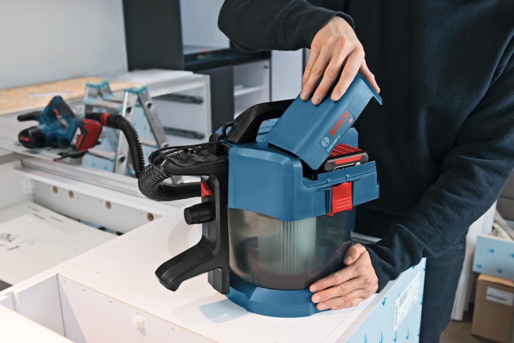 Bosch Promotional 18 V 2.6-Gallon Wet/Dry Vacuum Cleaner with HEPA Filter (Bare Tool), large image number 10