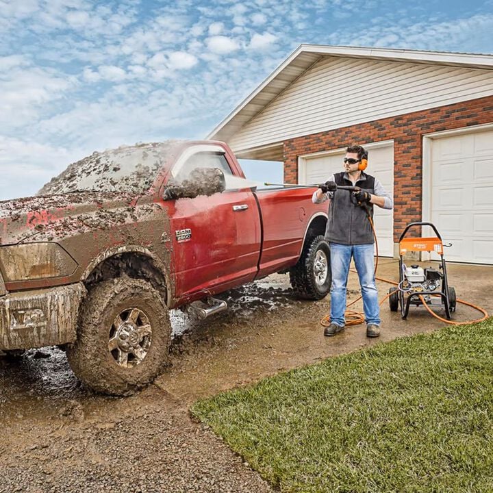 Stihl RB 400 DIRT BOSS 2700 PSI 2.7 GPM Gas Powered Cold Water Pressure Washer with 5 Spray Nozzles, large image number 3