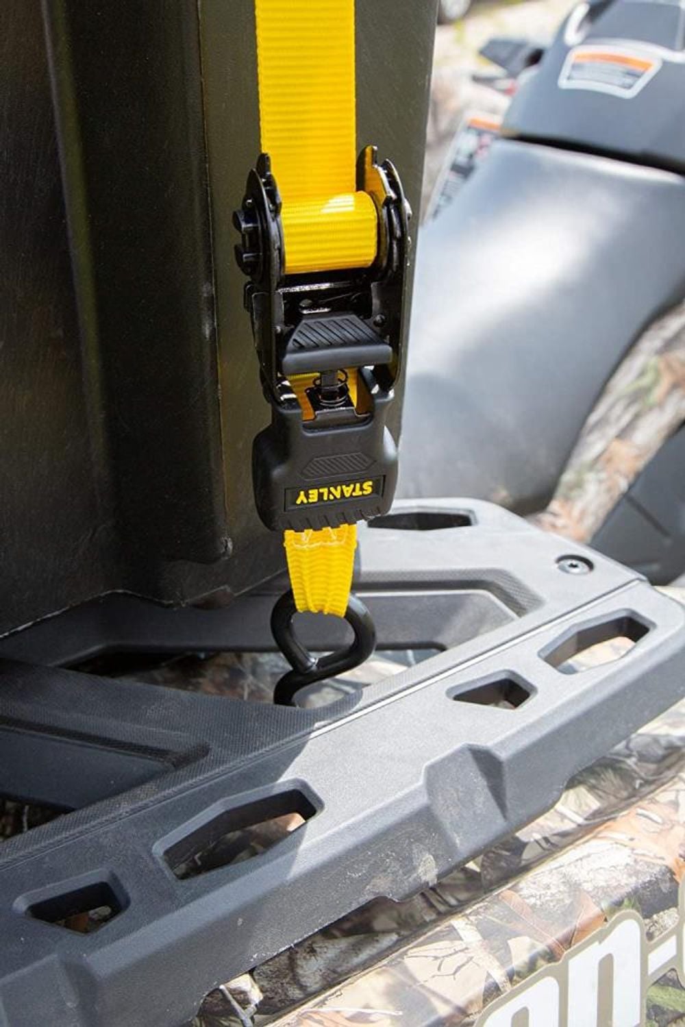 Stanley 1in x 10' Ratchet Straps 1500 Lb Break Strength 2pk, large image number 5