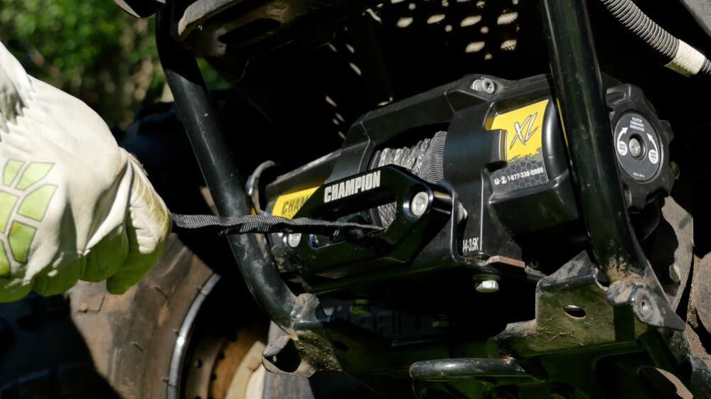 Champion Power Equipment XL 3500 lb ATV/UTV Synthetic Rope